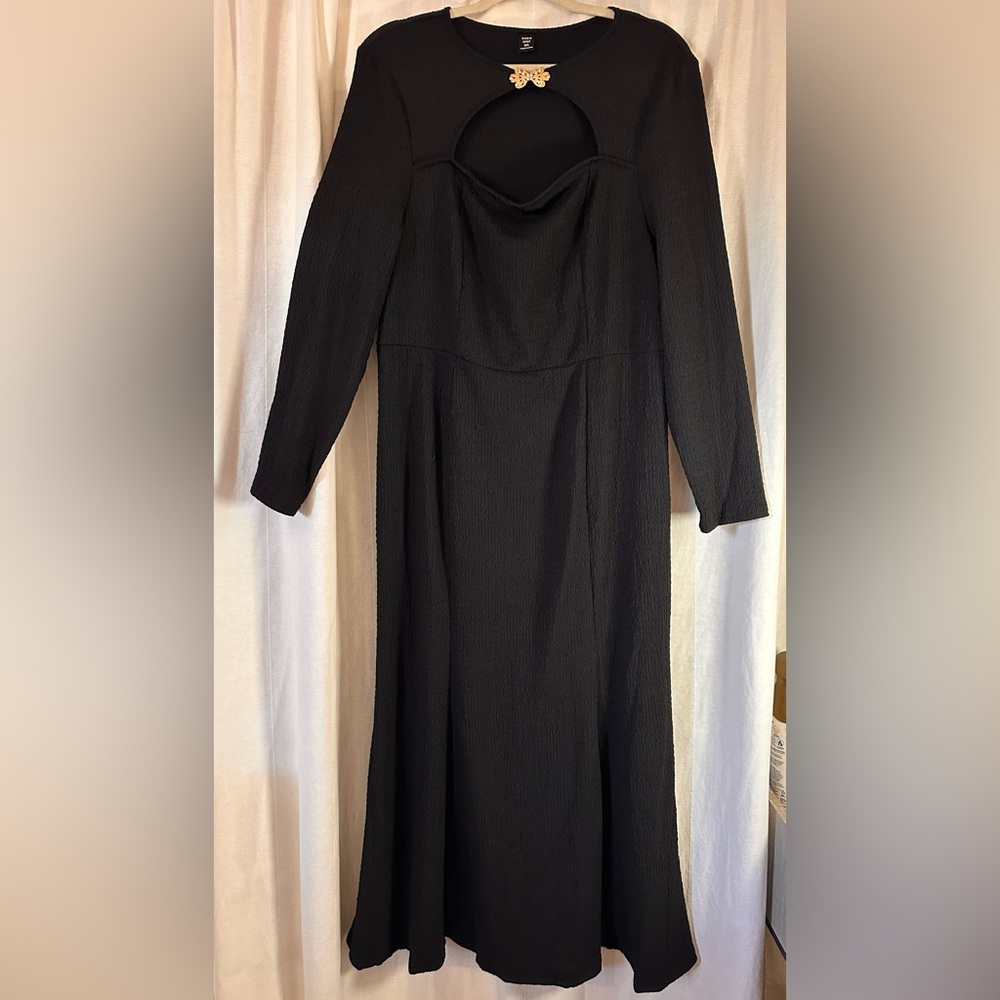 Shein Curve 2XL black dress with gold details